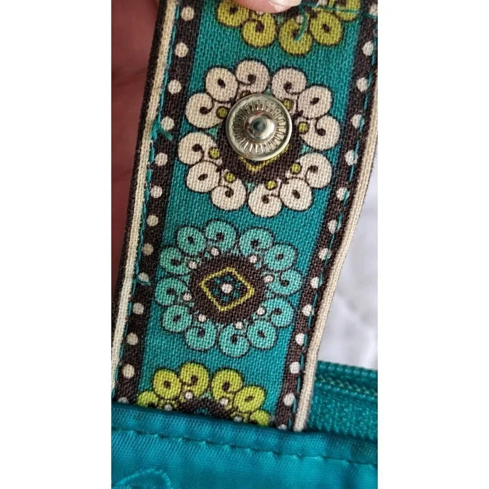 Vera Bradley Small Turquoise Paisley Folding Snap Close Wallet Some Fading